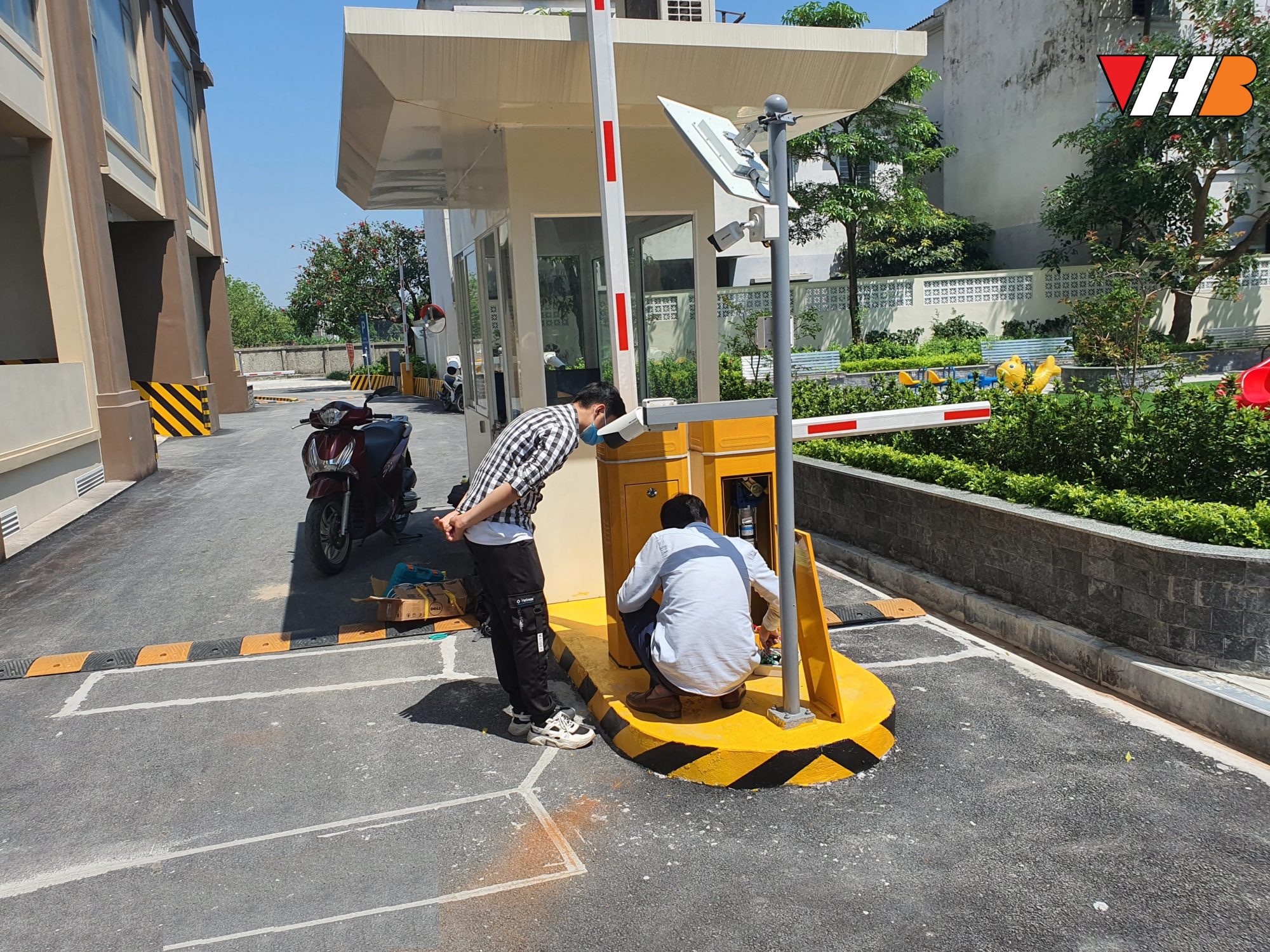 Công ty VHB lắp đặt Barrier BS306 cho khách hàng