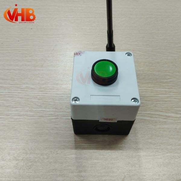 Nút nhấn giao tiếp RS485 – Giải pháp tối ưu cho cảnh báo lỗi trong nhà máy 2 Nút nhấn giao tiếp RS485