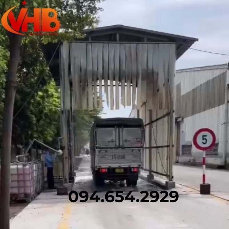 Hệ Thống Phun Khử Khuẩn Cho Xe Ra Vào Nhà Máy 3 Hệ thống phun khử khuẩn cho xe ra vào nhà máy